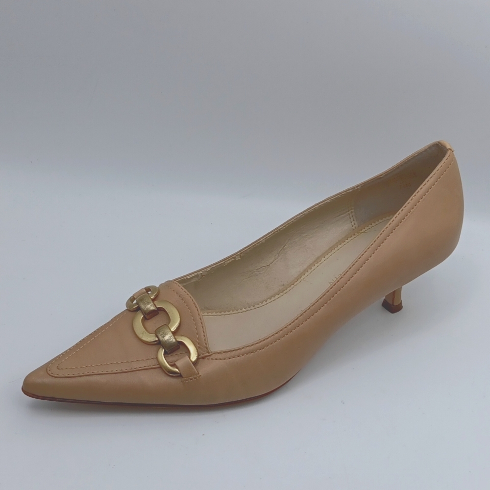 ANNE KLEIN GOLD & TAN HEELS